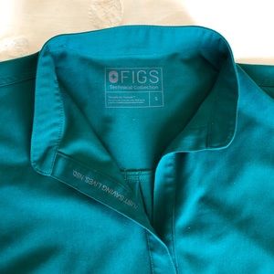 Figs Rafaela Scrub Top in Hunter Green